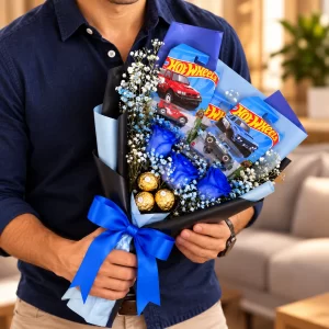 Ramo Happy Cars con tres rosas azules, tres carros Hot Wheels, tres Ferrero Rocher y gypsophila